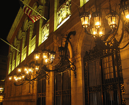 boston-public-library-at-night The Boston Publc Library at night. Stunning.
